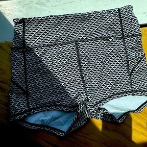 Lululemon Patterned Spandex Shorts